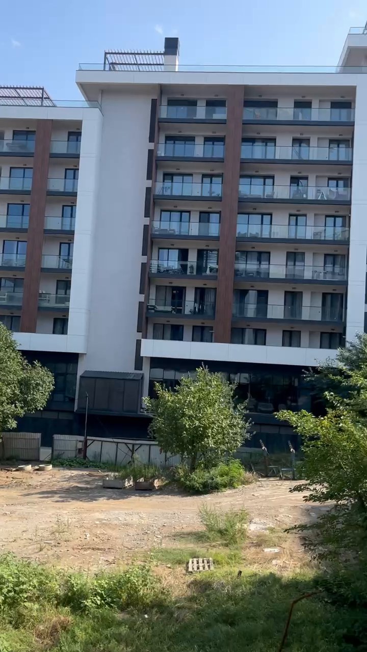 View toward the neighbouring block of the complex